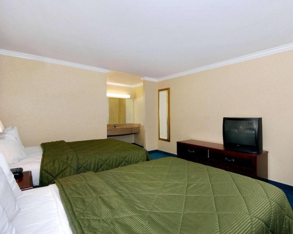 Quality Inn Near City Of Hope Duarte Екстериор снимка