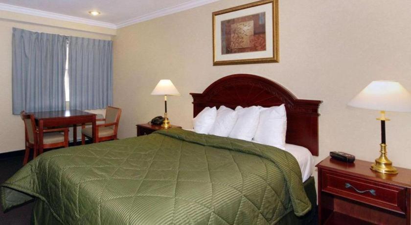 Quality Inn Near City Of Hope Duarte Екстериор снимка
