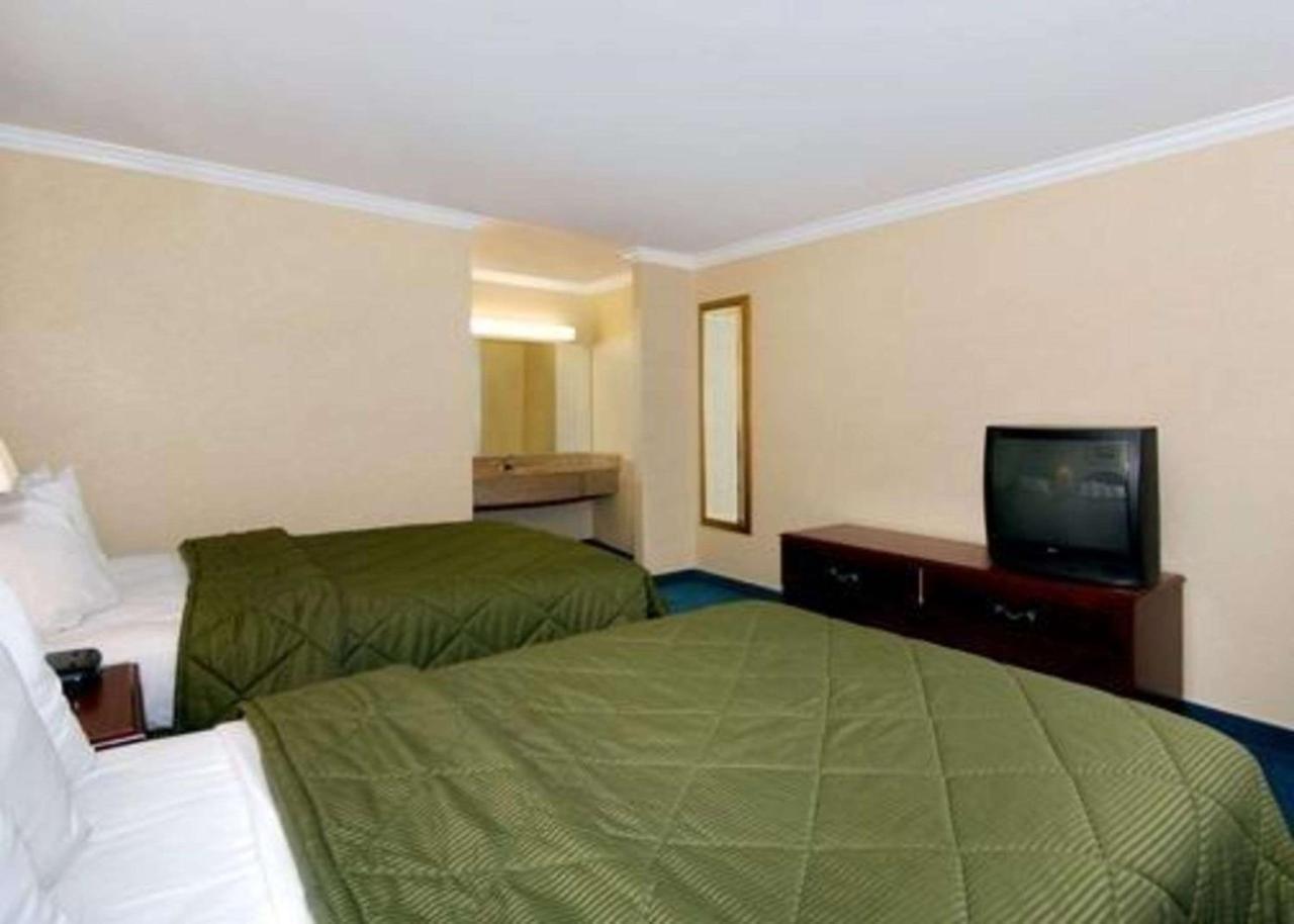 Quality Inn Near City Of Hope Duarte Екстериор снимка
